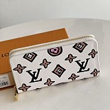 可愛い​ルイヴィトン ジッピー・ウォレット コピー 長財布 モノグラム 白系 vuc19339