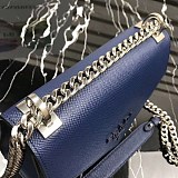 可愛い 新作 プラダ ショルダーバッグ 偽物【人気商品】 puy55623