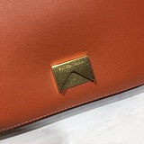 関税なしボッテガヴェネタ コピー マウント ミディアムエンベロープバッグ メープル 667398V12J07654