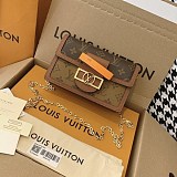 ルイヴィトン ドフィネバッグ モノグラムキャンバスコピー MM M44391