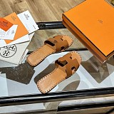 争奪戦送込エルメス Oran sandal 偽物 オラン レザー＆キャンバス サンダル erd09296