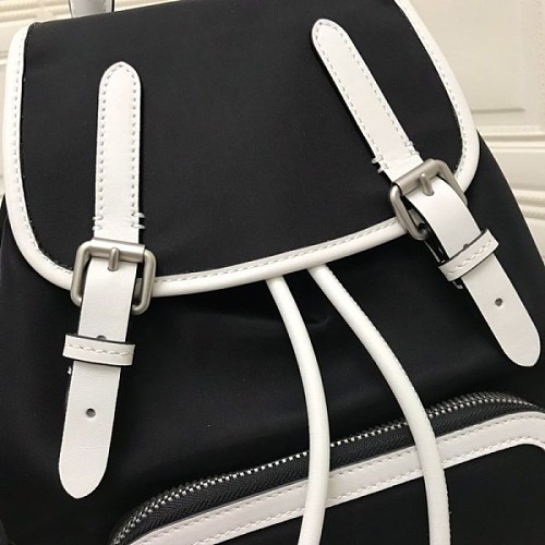 争奪戦バーバリー Rucksack リュック 偽物 サック バックパック Bai95750