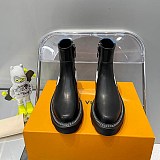 定番 ルイヴィトン カラーブロック厚底チェルシーブーツ 偽物 vum33929