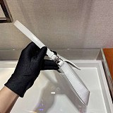 人気急上昇 プラダ★フラップ付きクレオショルダーバッグ コピー puh01847