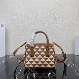 ☆超人気☆プラダ 偽物 ジャカードファブリック トートバッグ 1BA905