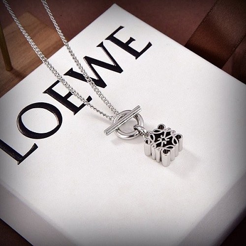 【人気商品】ロエベ Anagram アナグラム 偽物 ネックレス lom70891