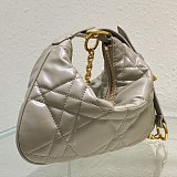 大人気!!新色ディオール グレー Caro ハンドバッグ 偽物 dex38493