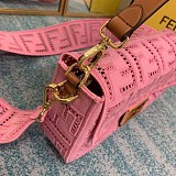 日本未入荷フェンディ バゲット キャンバス バッグ コピー/刺繍 feu38678