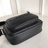 秋冬新作バーバリー グレイニーレザー クロスボディバッグ 偽物 人気 ショルダー Bay23591