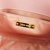 入手困難ミュウミュウ マテラッセナッパ 偽物*ショルダーバッグ myz02828