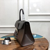 春もの新作デルボー 偽物 カーフスキン ブリヨン MM ショルダー ハンドバッグ AA0405AAM024F