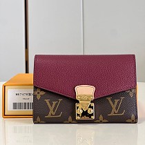 【売れ筋】ルイヴィトン 財布 偽物 モノグラム 折り財布 パラス コンパクト ウォレット LV20340 【売れ筋】ルイヴィトン 財布 偽物 モノグラム 折り財布 パラス コンパクト ウォレット LV20340