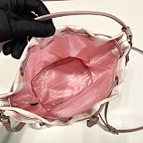 最安値挑戦プラダ ヴィシーチェック デュエット バケットバッグ 偽物 1BH038