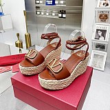 可愛いヴァレンティノ ストラップウェッジサンダル ラフィア ピンク 偽物 outlet Vuo16756