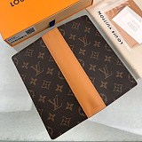 人気急上昇​ルイヴィトン ブラザ ウォレット 長財布 偽物 モノグラム イエロー vuq85042