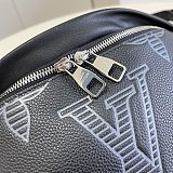送料無料 ルイヴィトン メンズ バッグ 偽物 Discovery M57289