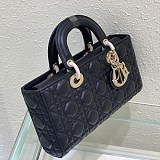 最新でオシャレ ディオール レディD-JOY ミディアムバッグ カナージュ レザー dex64241