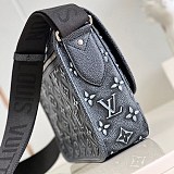新デザインルイヴィトン アーチ―・メッセンジャーバッグ コピー M21358
