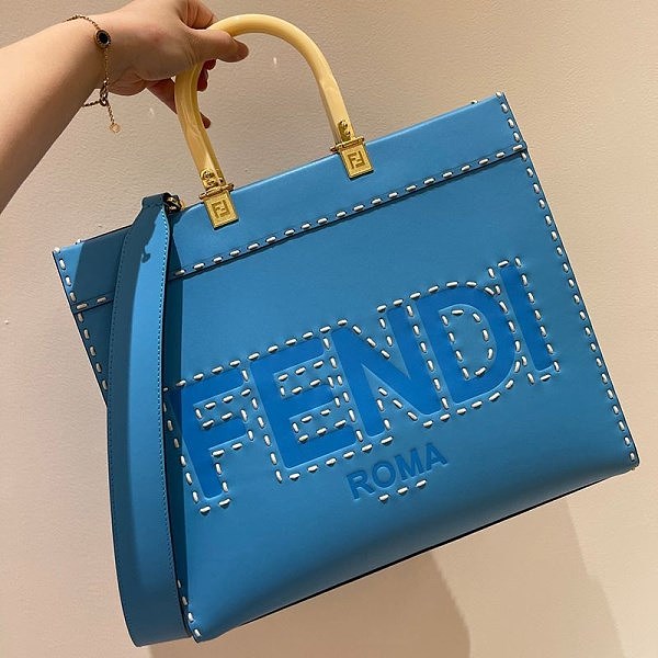 ★日本!!人気!フェンディ 偽物 サンシャイン ミディアム レザーショッパー fen57003