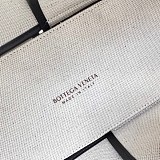 大人気!!新色ボッテガヴェネタ アルコ トート バッグ 偽物 710196VMBN39811