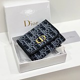 目を惹くカラー ディオール オブリークコピー 三折り 財布 カロ deq31915
