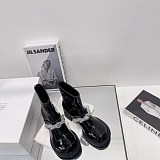 欲しい♡超限定♪メゾン マルジェラ スーパーコピー メリージェーン パンプス ポリッシュドレザー Maw45511