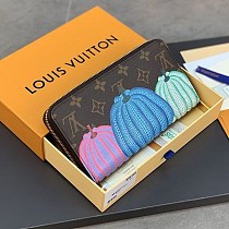 ルイヴィトン 草間彌生 YAYOI KUSAMA ジッピーウォレット 偽物 vul40501 ルイヴィトン 草間彌生 YAYOI KUSAMA ジッピーウォレット 偽物 vul40501