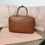 激安価格！ミュウミュウ レザー トップハンドルバッグ スーパーコピー myc72537