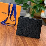 大人気!!新色ルイヴィトン タイガ ポルトフォイユアメリゴ NM 偽物 二つ折り財布 ブラック M64005