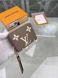 関税負担なし 流行ミニウォレット ルイヴィトン 偽物 ジッピー財布 ベージュ モノグラム アンプラント M69797