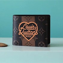 一目惚れ♪☆ルイヴィトン☆ ポルトフォイユ・ミュルティプル 偽物☆ vul44324 一目惚れ♪☆ルイヴィトン☆ ポルトフォイユ・ミュルティプル 偽物☆ vul44324