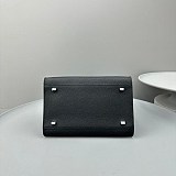 高品質ザロウ 偽物 マルゴー THE ROW Margaux10 レザー バッグ zar27090