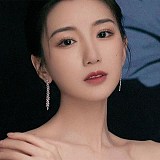 ティファニー Victoria ヴァイン 偽物 ドロップ ピアス Tik53350