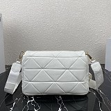 ★追跡付き発送で安心プラダ コピー システムナッパレザーパッチワーク バッグ pus94265