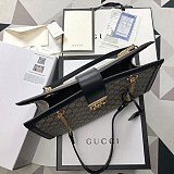 グッチ★パドロック GG ミディアム ショルダーバッグ コピー 479197 KHNKG 9769