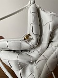 21AW新作ボッテガヴェネタ ミニ ザポーチ 偽物 レザー製ミニクラッチバッグ boy37182