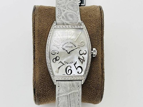 フランク・ミュラー 偽物 トノーカーベックス 入手困難品！ frf97889