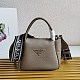☆超人気☆プラダ ショルダーバッグ レザー 新色☆希少 1BC147