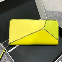 21AW新作ロエベ 財布 パズル パロディ ラウンドジップ ウォレット loi26540 21AW新作ロエベ 財布 パズル パロディ ラウンドジップ ウォレット loi26540