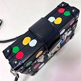 最安値挑戦LV × YK プティット マル ショルダーバッグ 偽物 M21621