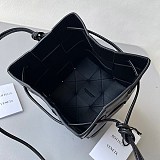 争奪戦ボッテガヴェネタ カセット ショルダーバッグ コピー ブラック 680218VCQC48425