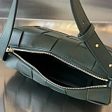 ボッテガ ヴェネタ カセット クロスボディバッグ コピー【人気商品】 bob59000