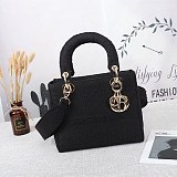 お洒落 ディオール LADY D-LITE カナージュ 偽物ミディアム バッグ det41338