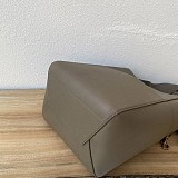 【日本未発売】セリーヌ サングル バケット トープ 偽物 189593AH418TP