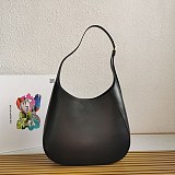 プラダトライアングルロゴ レザー ショルダーバッグ コピー pud96566