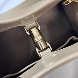 激安価格！ディオール エッセンシャル 偽物 スモールトートバッグ der60039