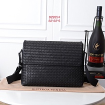 入手困難品!ボッテガヴェネタ メンズ ショルダーバッグ スーパーコピー929554 入手困難品!ボッテガヴェネタ メンズ ショルダーバッグ スーパーコピー929554