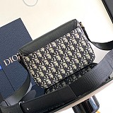 入手困難品！ディオール SADDLE メッセンジャーバッグ 偽物 1ADPO049