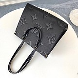秋冬新作 ルイヴィトン オンザゴー mm コピー 新作 ONTHEGO モノグラム vux13165
