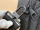 おすすめ ルイヴィトン メンズ ショルダーバッグ 偽物m58489